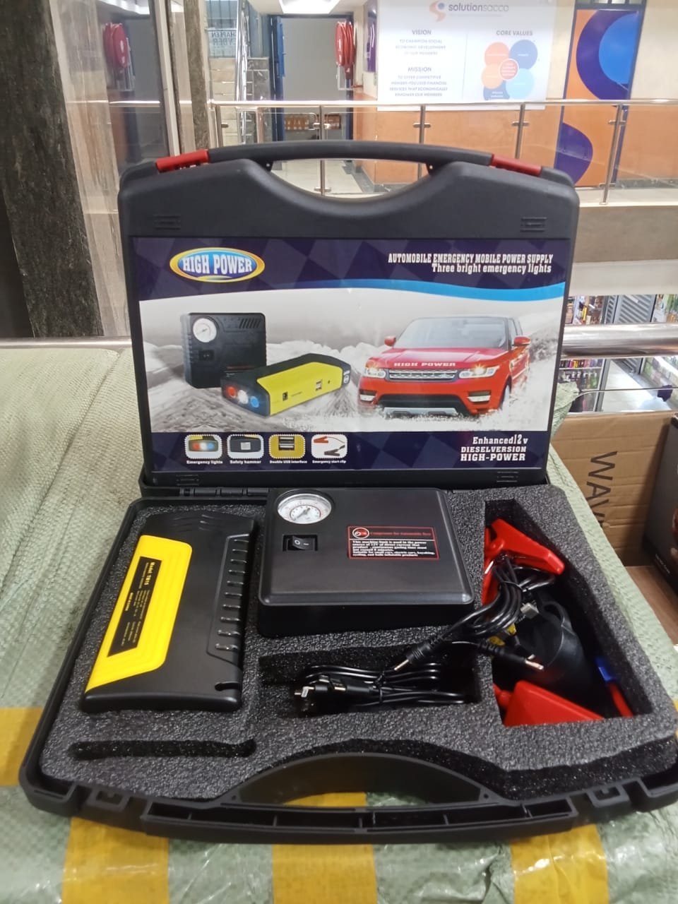 Multifunctional jumpstarter
*ModelTM:15*