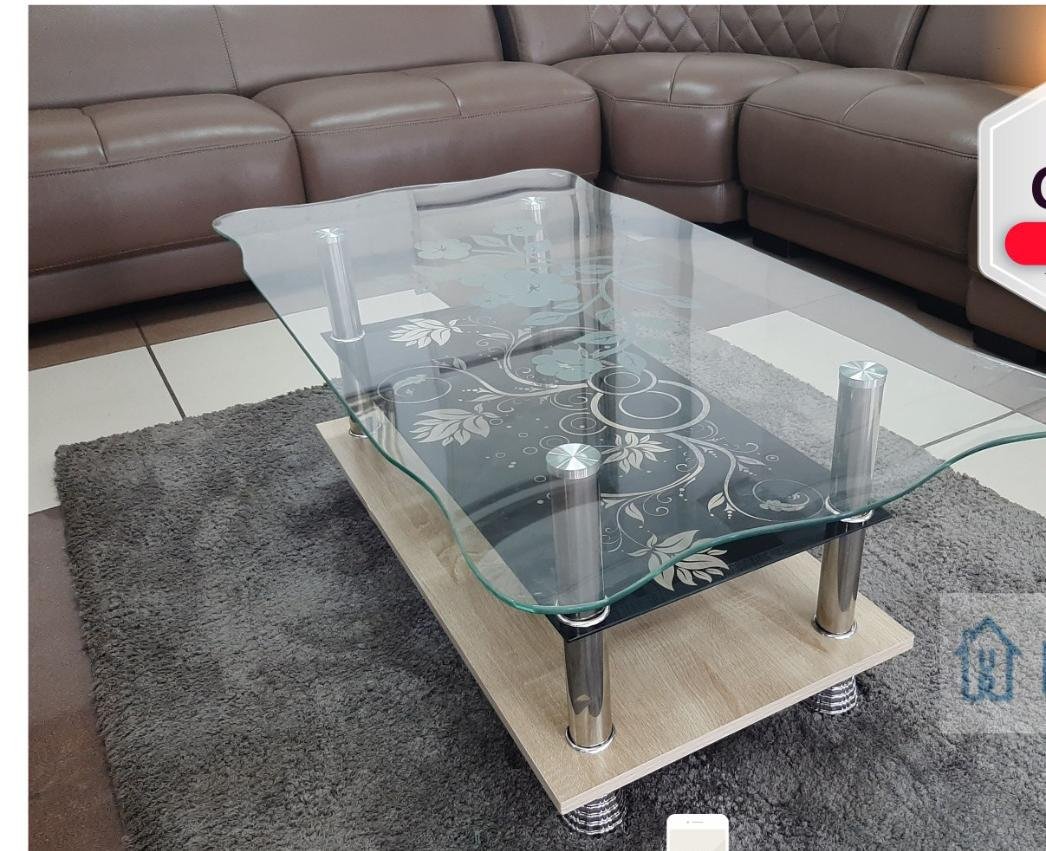 Executive glass coffee table